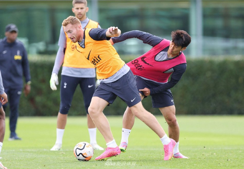 蒯纪闻在前 蒯纪闻在前